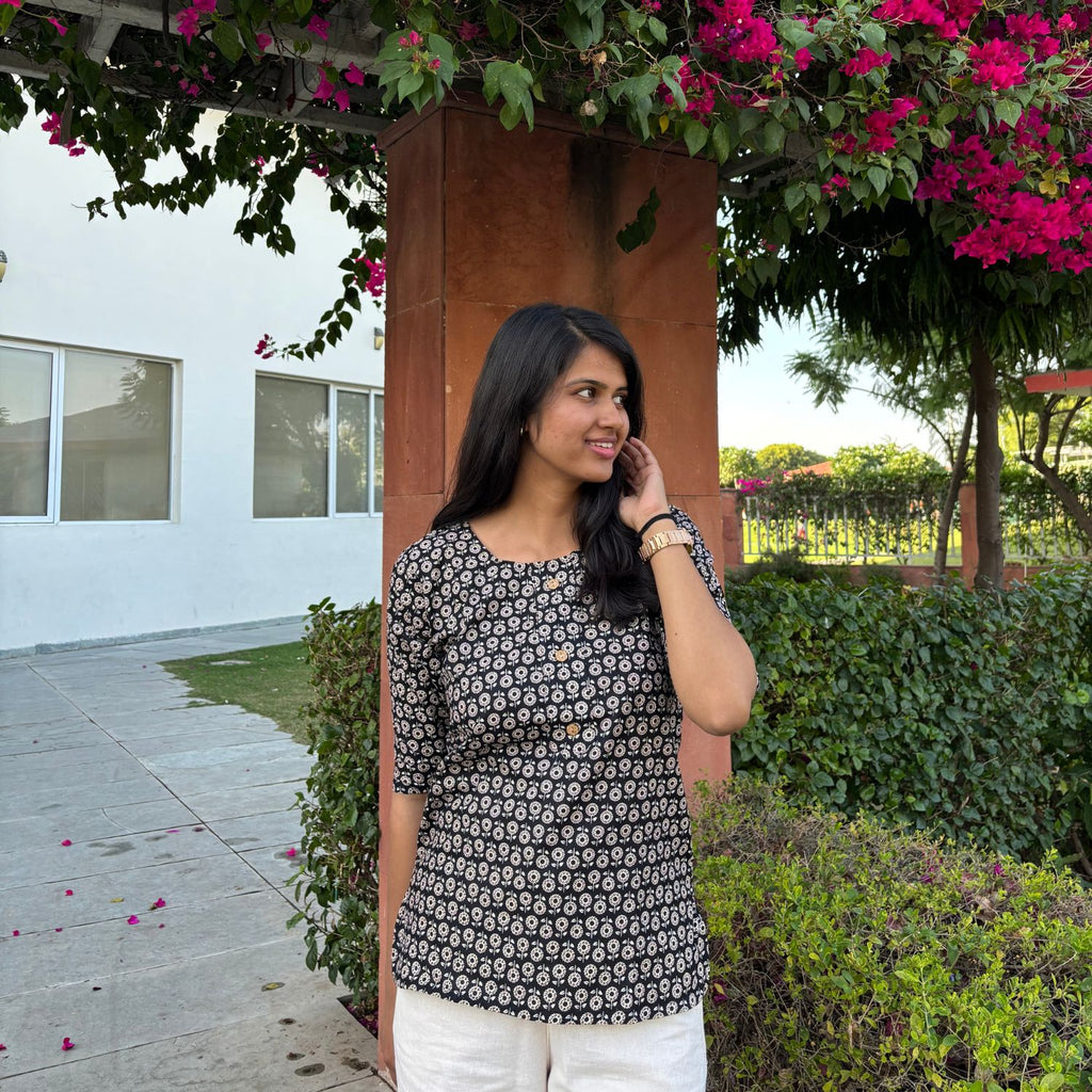 Daily Wear Black Printed Short Kurti For Women