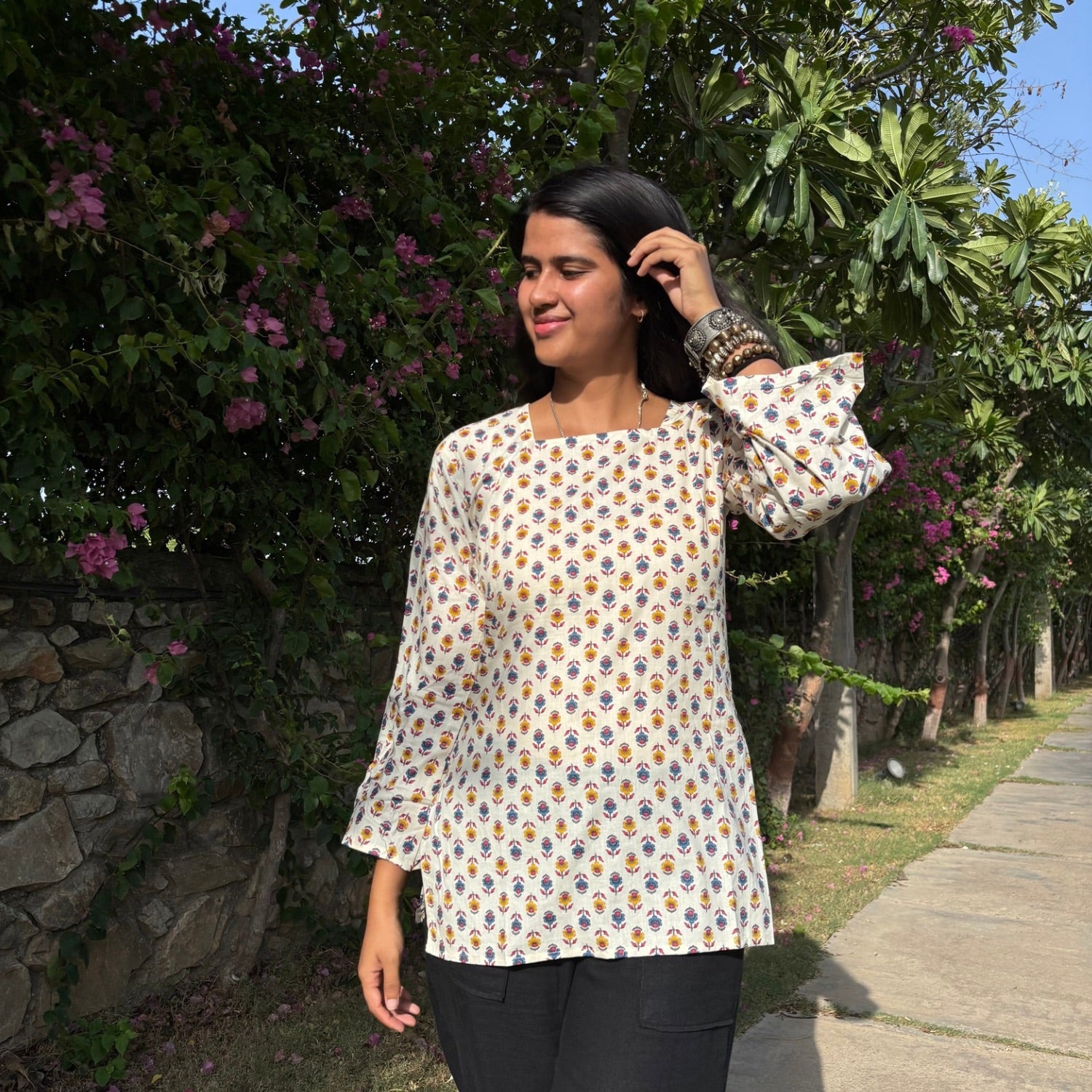 Pure Cotton Full Sleeves White Printed Short Kurti With Back Zig Zag Dori